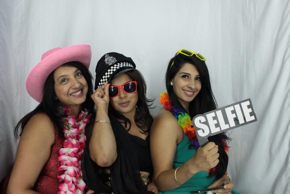 Arun's pre wedding party  | View more photos from the event at gallery.myphotoboothexperience.co.uk/u/MyPhotoBoothExperienceLtd/Aruns-pre-wedding-party